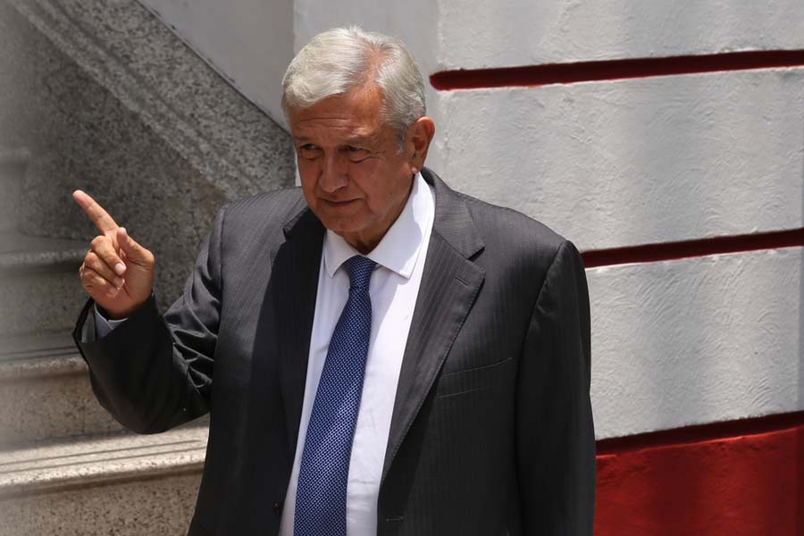 AMLO dice que no a reforma fiscal ni a nuevos impuestos