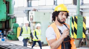 obrero trabajador manual salario mínimo